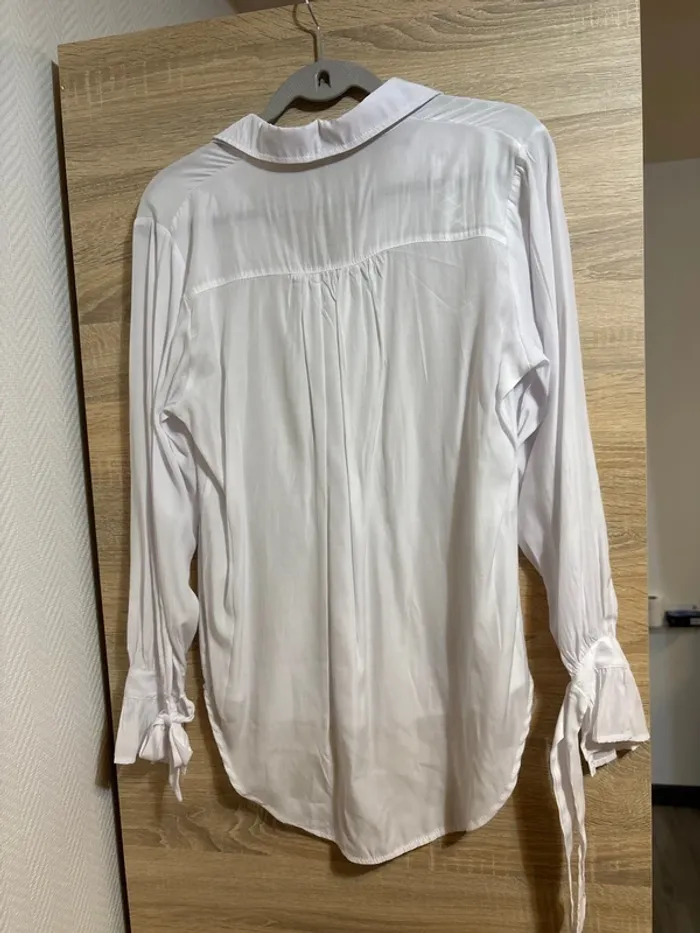 Tee shirt chemise blouse blanche - photo numéro 5