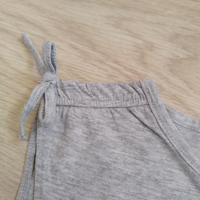 Tee shirt 5 -6 ans - photo numéro 5