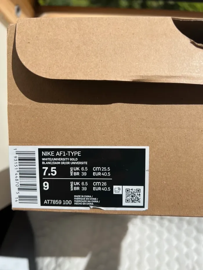 Nike air force 1 type blanche 40.5 - photo numéro 13