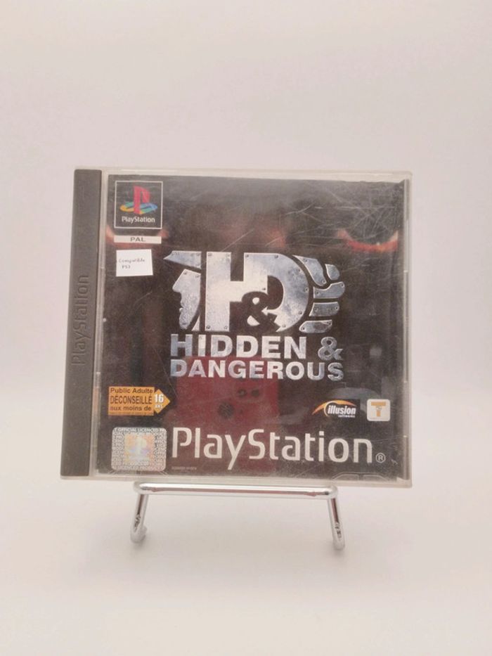 Hidden & dangerous - PS1