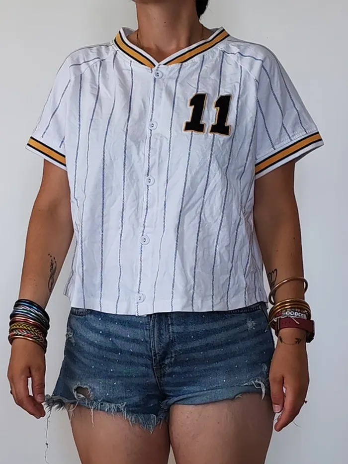 Chemise style baseball rayée blanche & noire n°11 – Taille XL