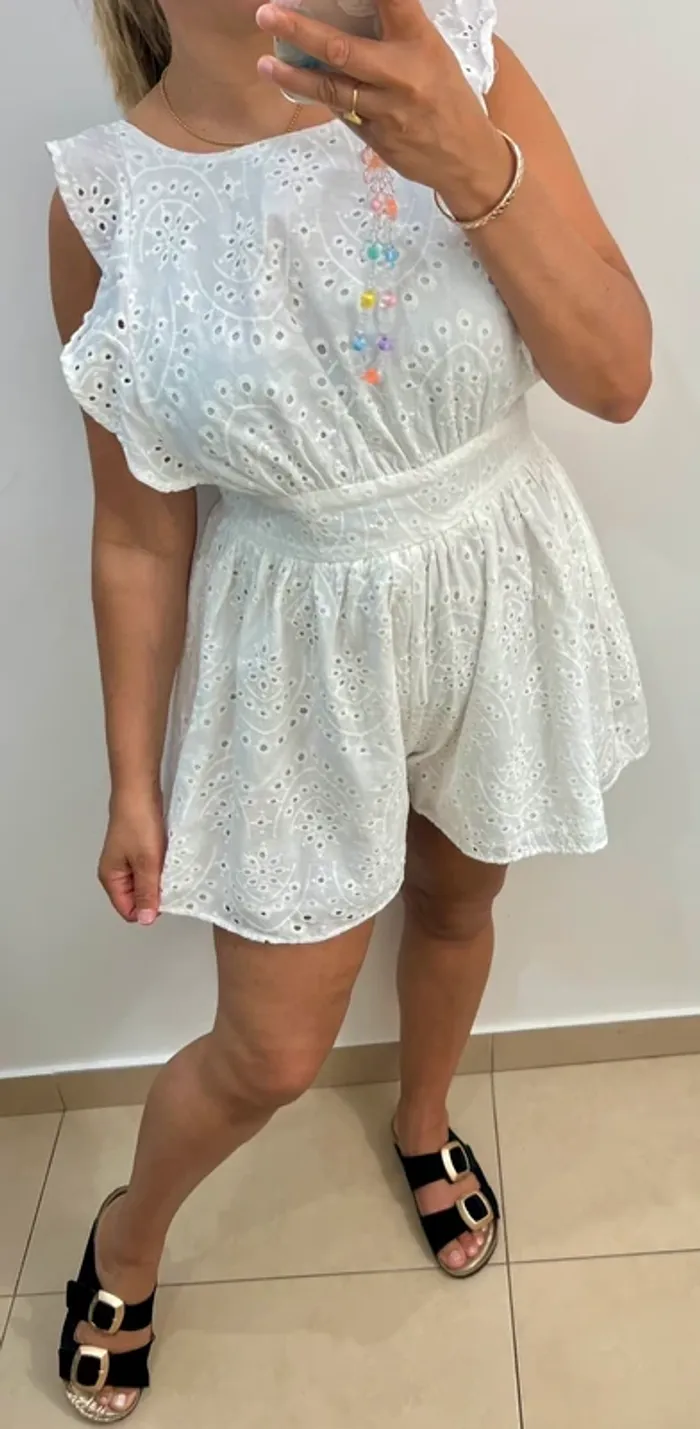 Combishort Blanche Romantique Brodé Taille M - photo numéro 3