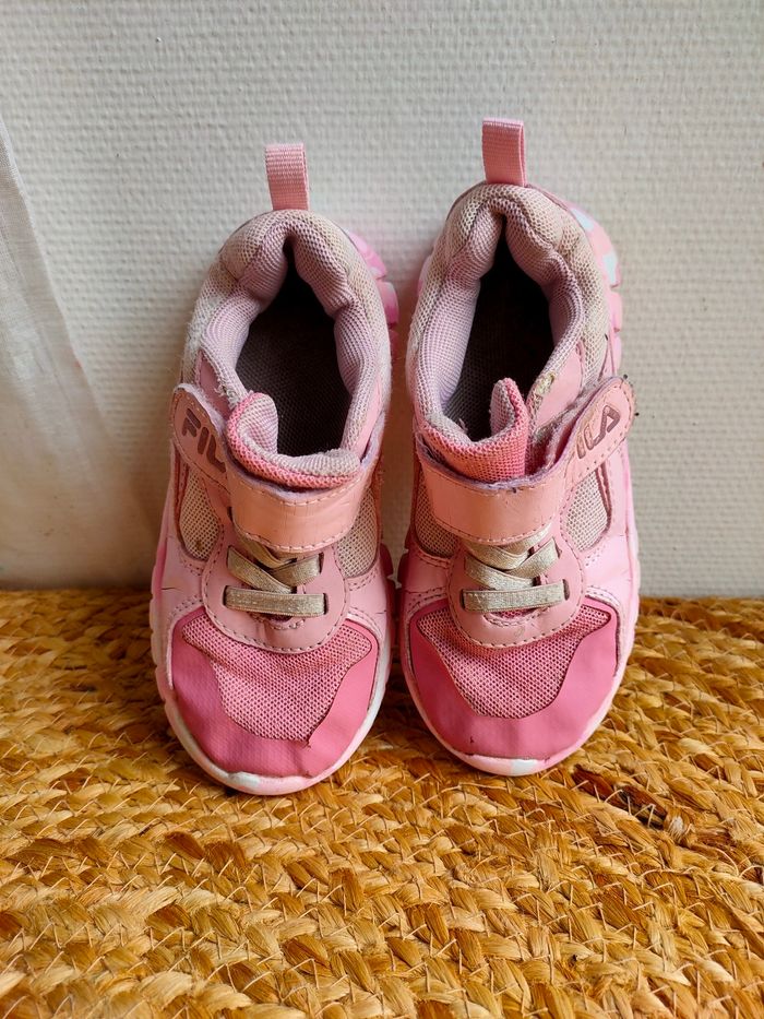 Basket rose Fila taille 25 - photo numéro 6