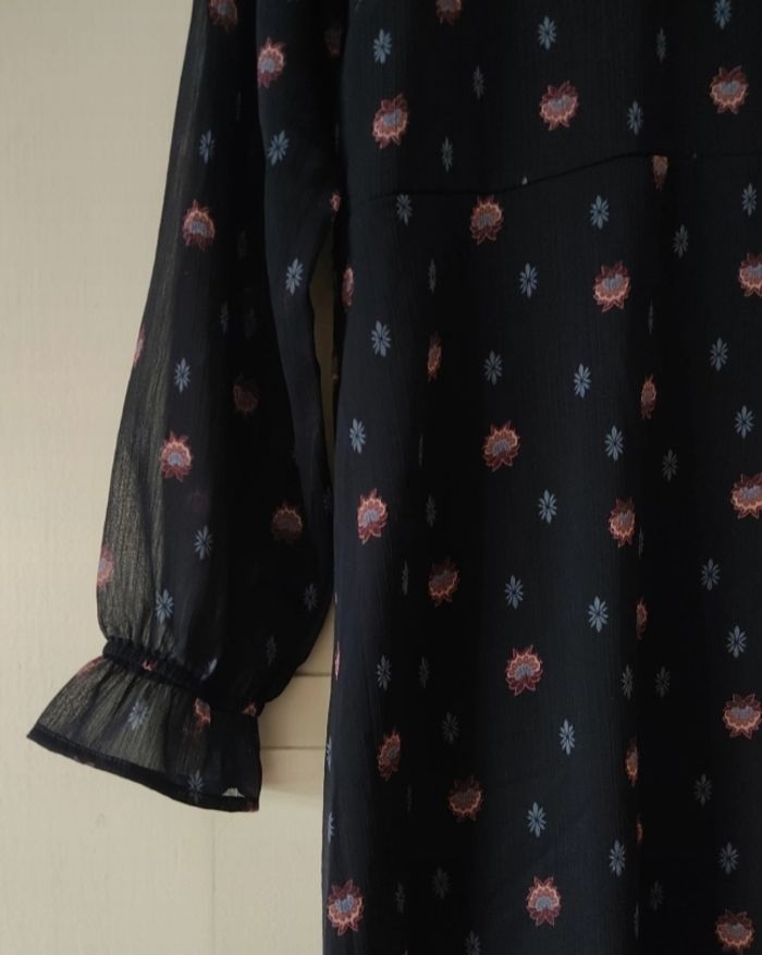 Belle robe imprimé neuve - photo numéro 2