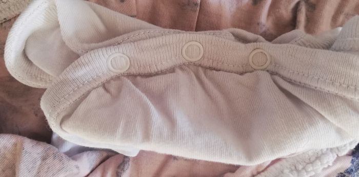 Barboteuse + bodie robe ikks - photo numéro 10