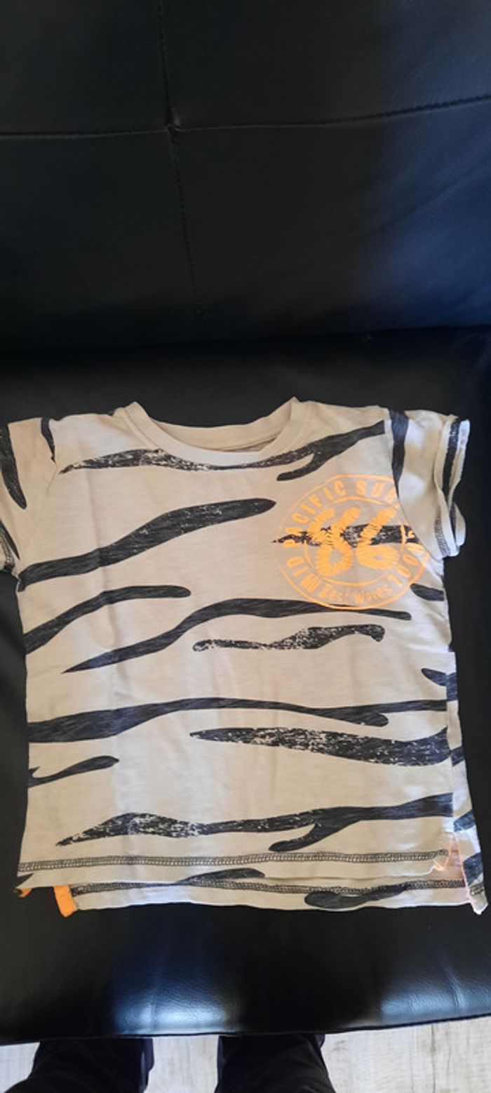 T shirt manches courtes 4 ans