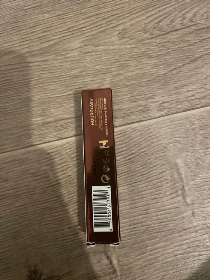 Hourglass Velvet Story Lip Cream Indulge - photo numéro 3