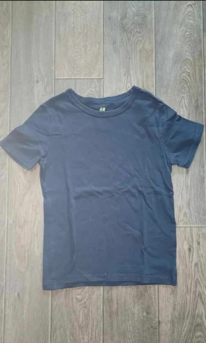 t-shirt manches courtes bleu marine 8 ans / 128 cm·Très bon état·H&M