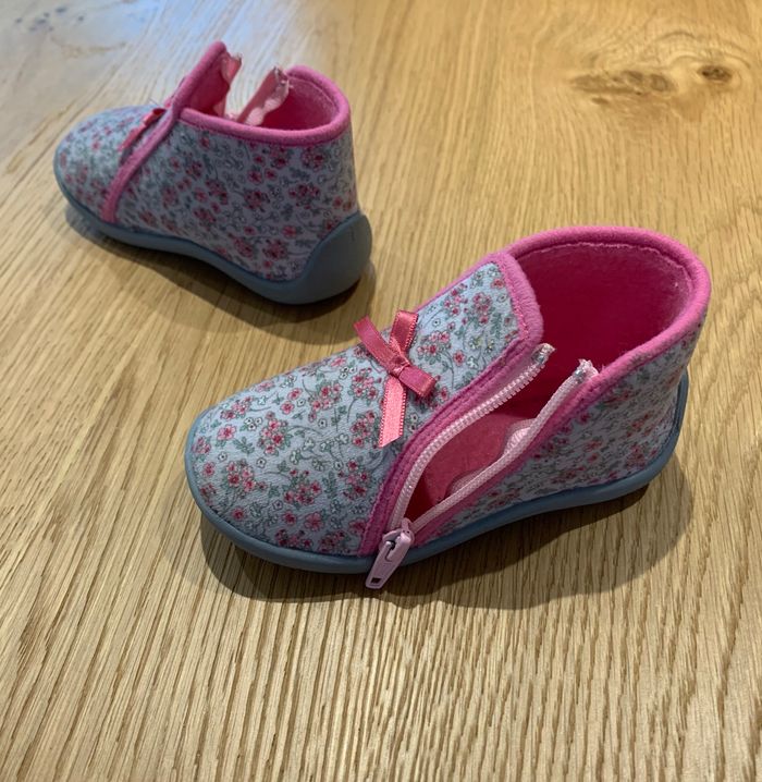 Chaussons fleuris - photo numéro 2