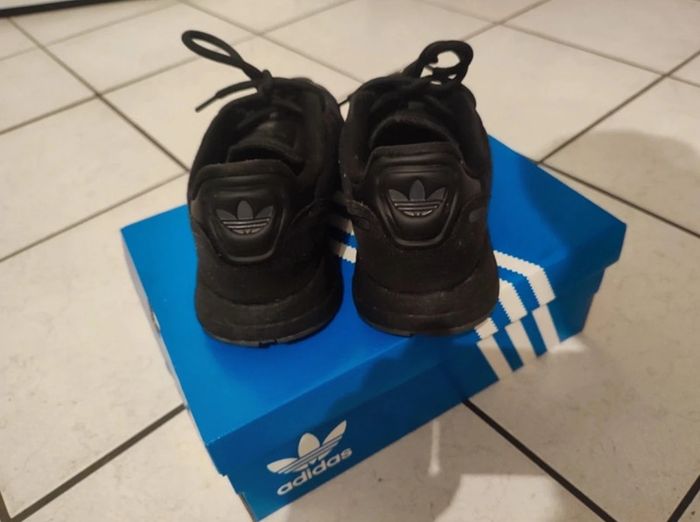 Basket adidas - photo numéro 2