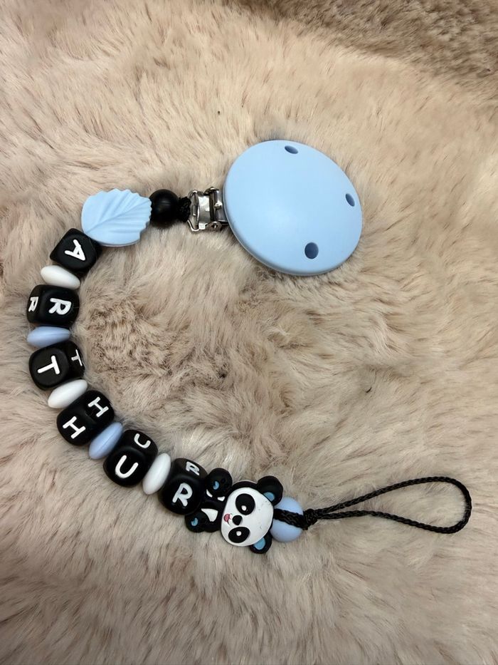 Attache tétine panda
