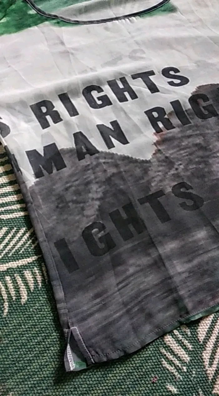 T shirt imprimé. - photo numéro 2
