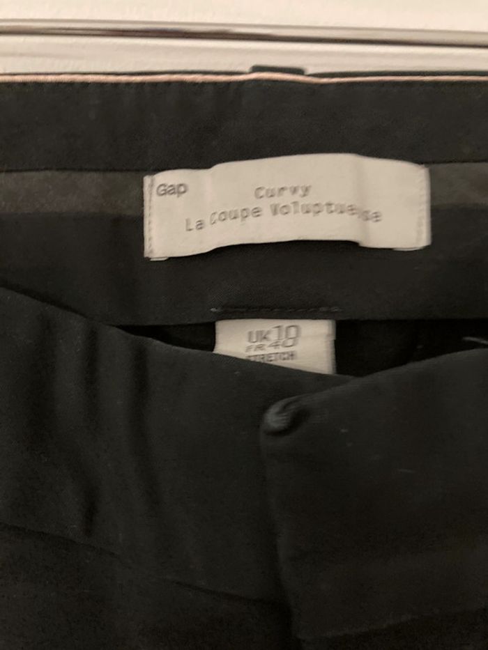 Pantalon gap bleu marine modèle curvy taille 40 - photo numéro 2