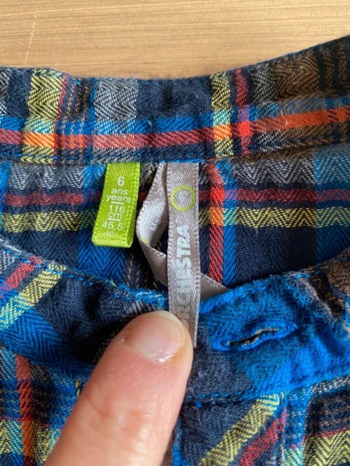 Lot vêtements garçon 4/6 ans - jeans - chemises pépé jeans - orchestra - tape à l’œil - hilfiger - photo numéro 12