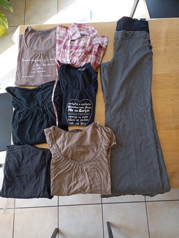 Lot de vêtements de grossesse