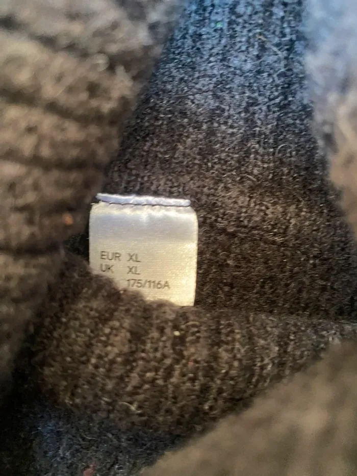 Pull épaule dénudée - photo numéro 4