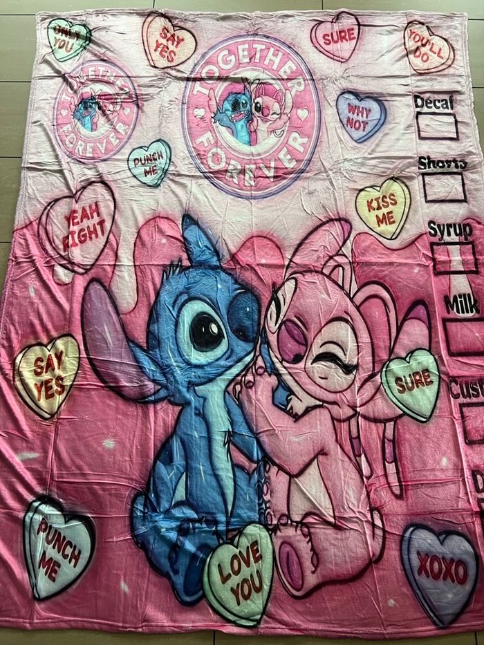 Très joli plaide de Stitch et Angèle, 150 ×200 neuve - photo numéro 4