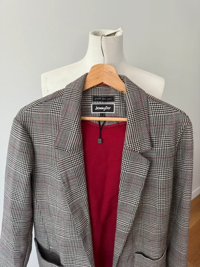 Joli blazer tendance S/36 négociable - photo numéro 2