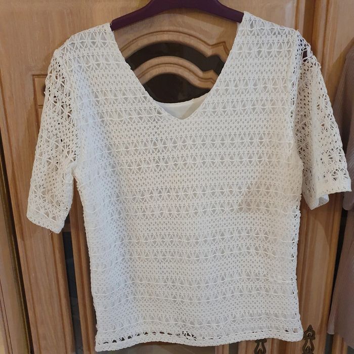 Très joli haut champagne ajouré et doublé Taille S Breal - photo numéro 5