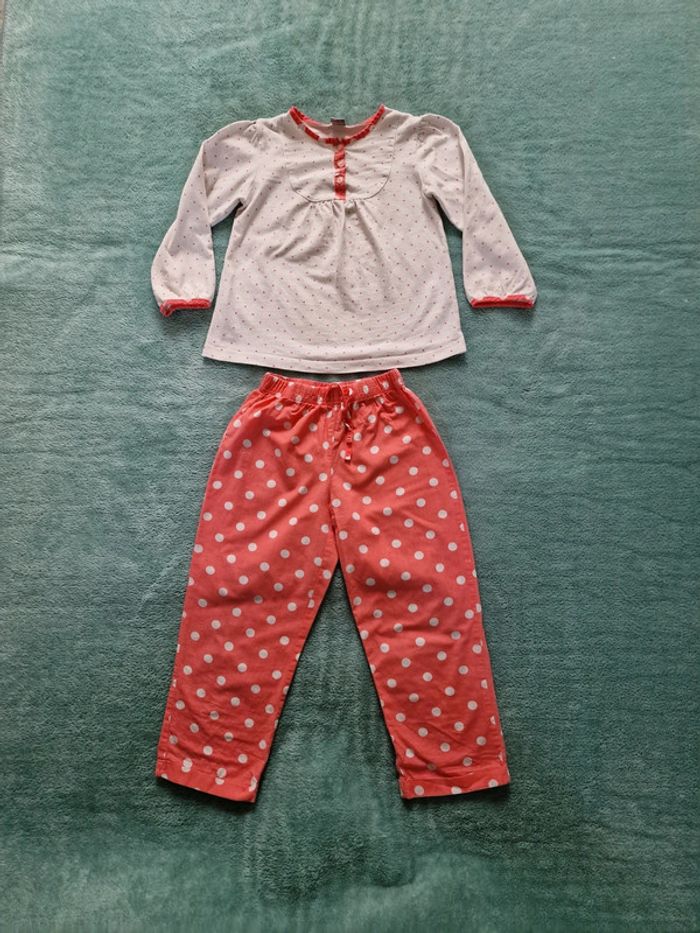 Très joli pyjama 5 ans