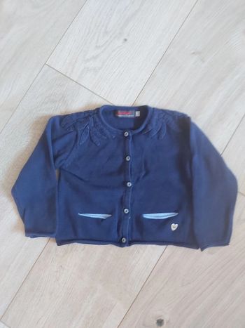 Gilet fille Catimini 18 mois comme neuf (78)