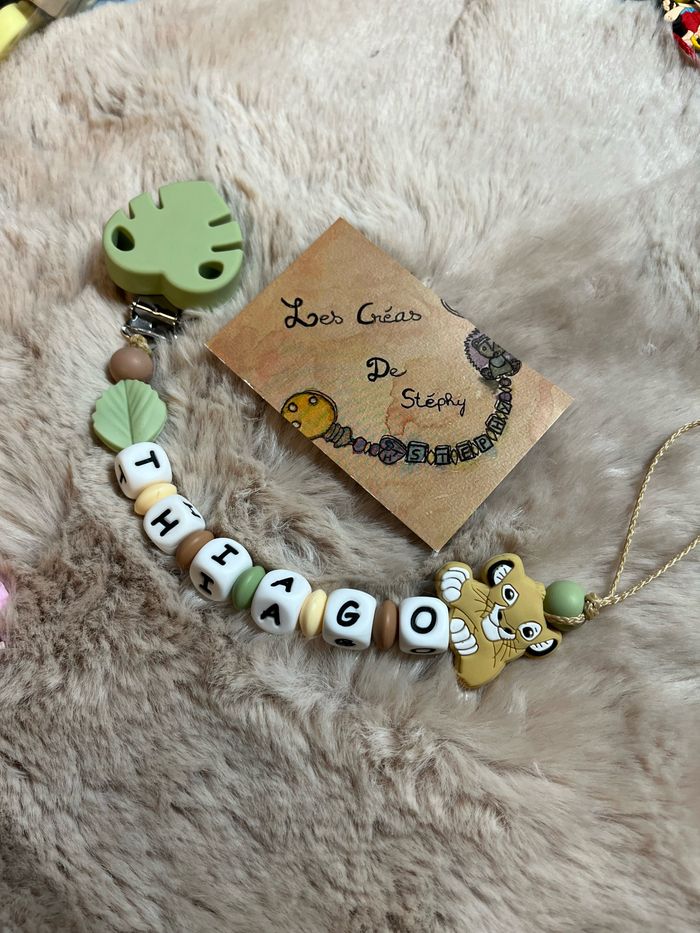 Attache tétine Simba