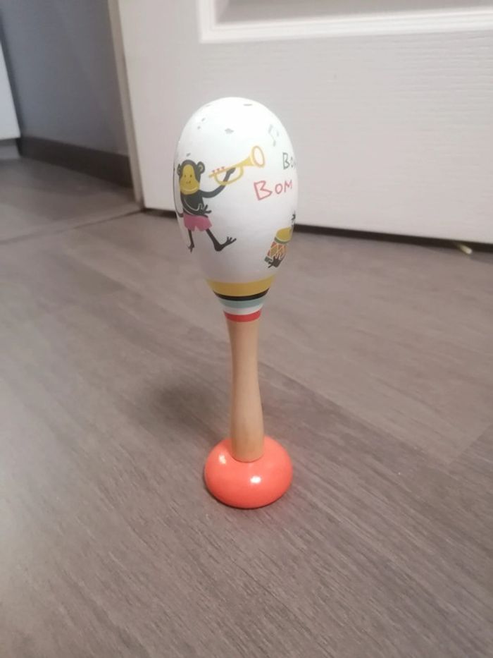 Hochet en bois