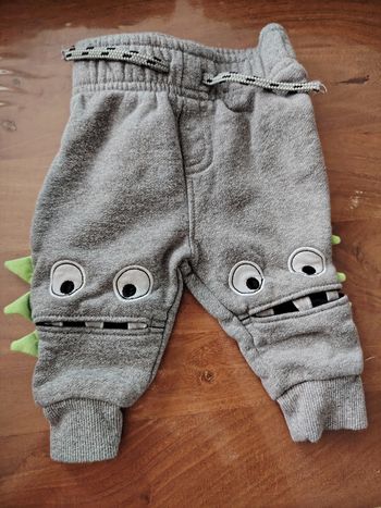 Pantalon monstre