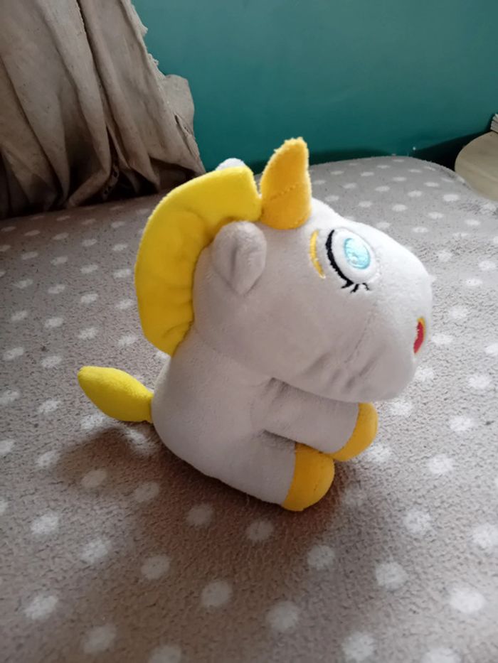 Peluche licorne bouton d'or toy story - photo numéro 2