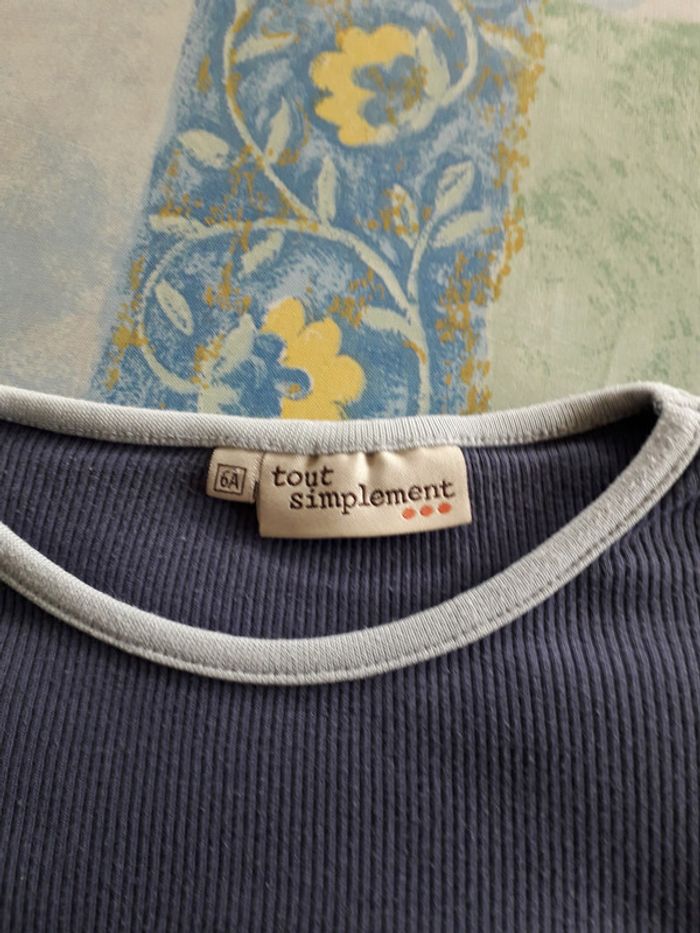 T-shirt M-L t 6 ans - photo numéro 5