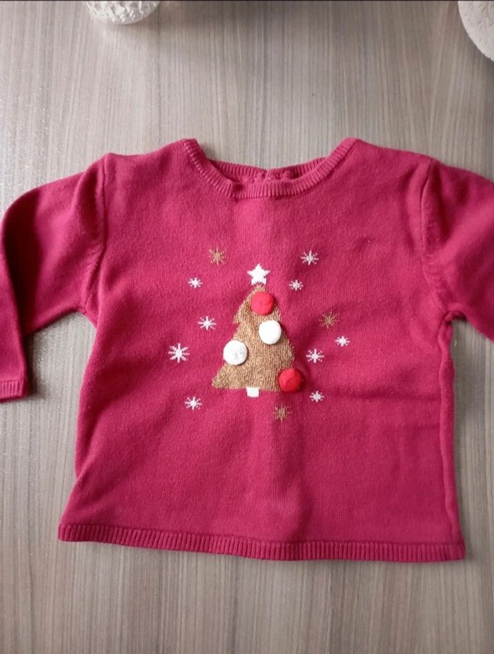 Pull de Noël kiabi 9m - photo numéro 2