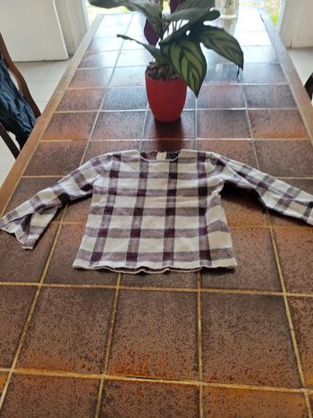 Pull motif écossais