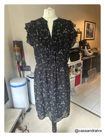 Robe fleurie noire - H&M