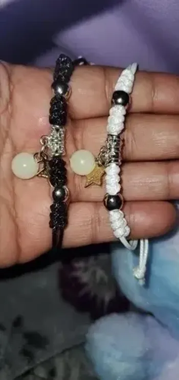 lot de 2 bracelets avec perles luminescentes