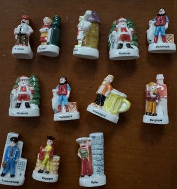 Collection fèves fèves blanches, dorée, masques, figurine masqué, Puy du fou, astrologique, Pays, vi