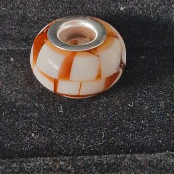 Charm orange et blanc