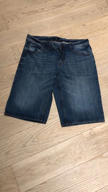 Bermuda jean M