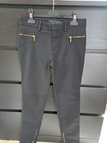 pantalon fin noire Zara woman