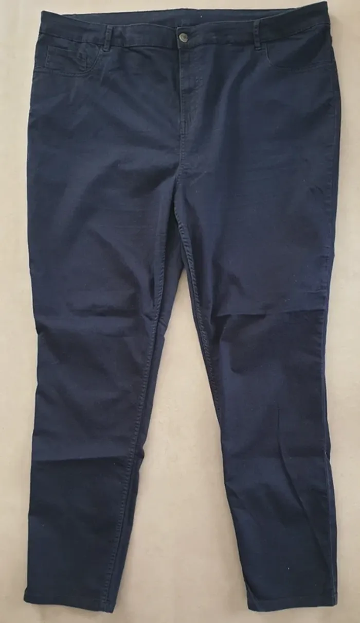 Pantalon extensible 52