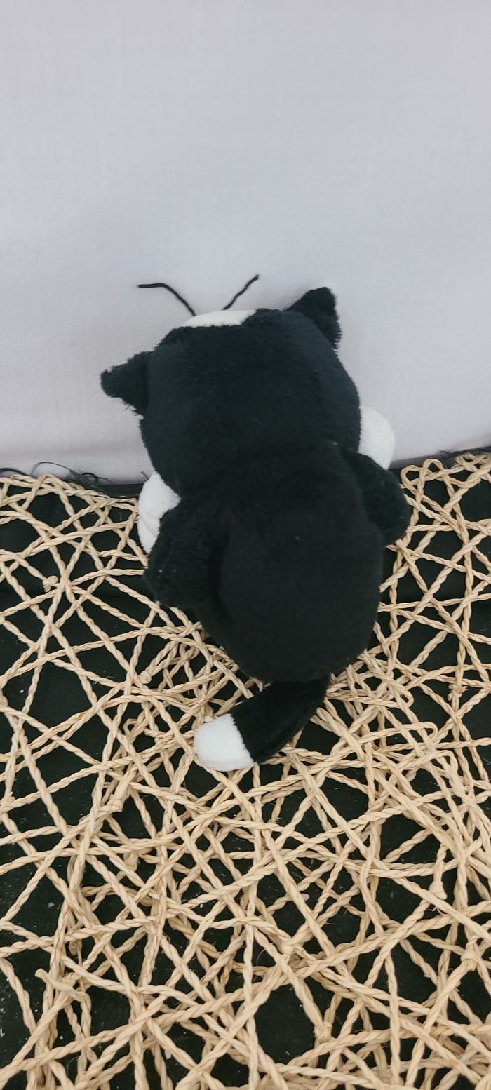 Chat Kinder Ferrero Petite Peluche doudou Mpg Giocattoli - photo numéro 5