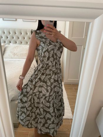 Robe longue feuille kaki / blanc taille 36 neuf