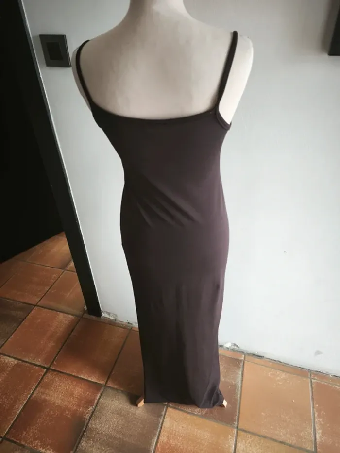 Robe longue marron moulante pour femme - photo numéro 2