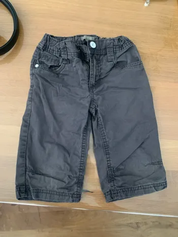 Short gris