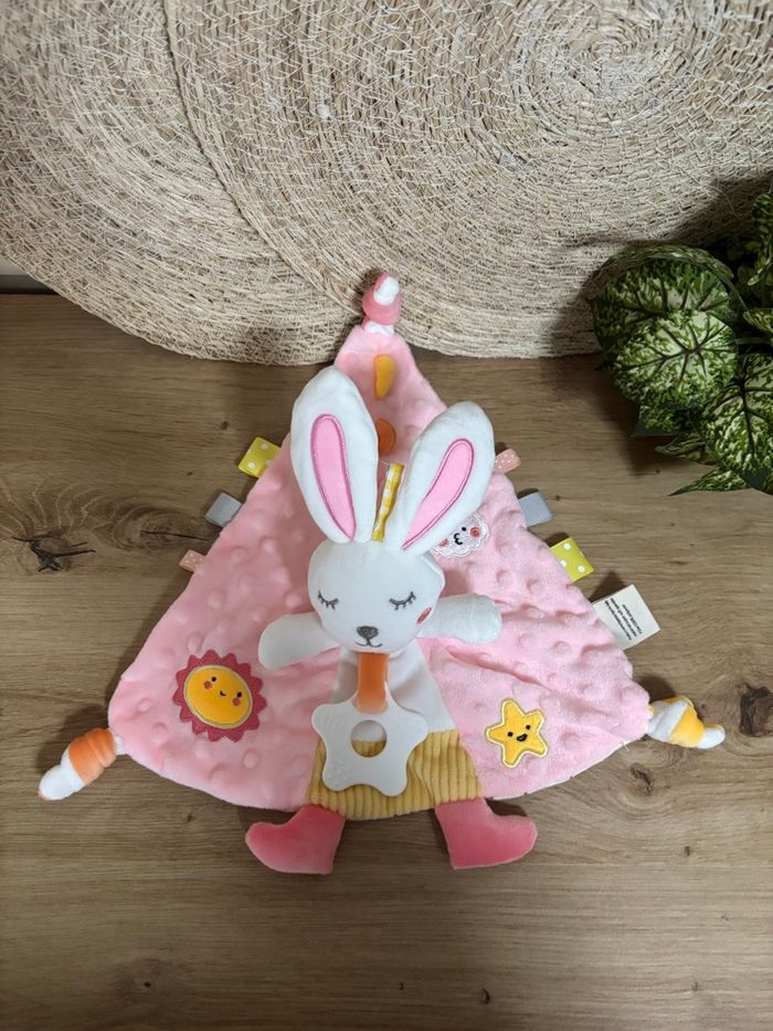 Neuf doudou plat triangle lapin rose blanc anneau dentition appease - photo numéro 3