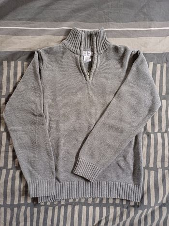 Pull gris