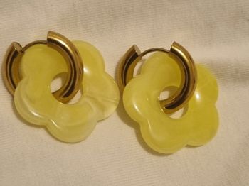 Boucle d'oreille