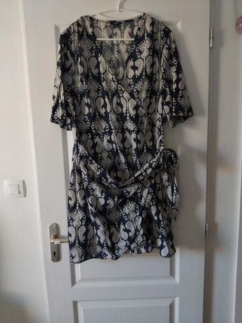 Robe bleu marine taille 46