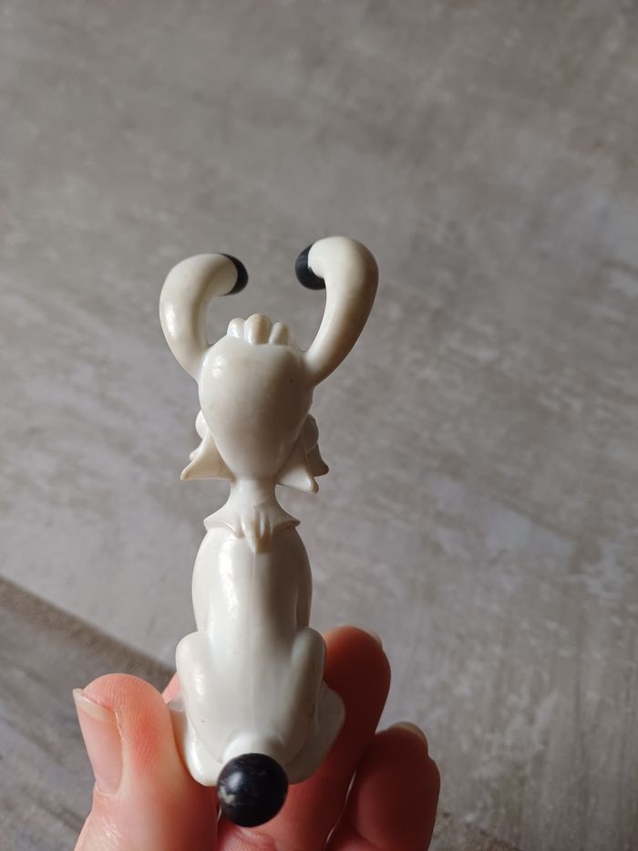 Figurine Idéfix 2012 McDonald's - photo numéro 2