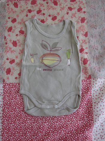 Body débardeur kaki 9 mois