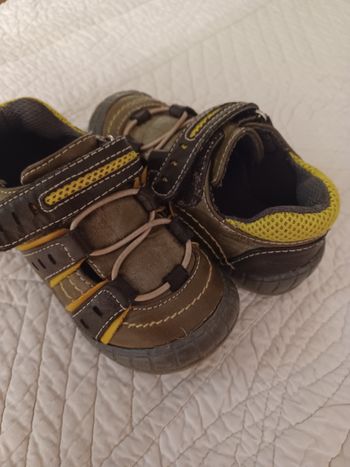 Chaussures scratch enfant